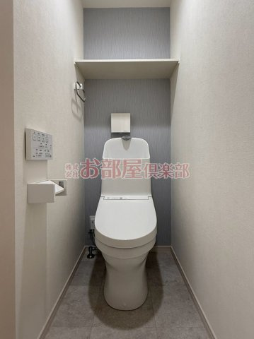 ADC津福セレーノのトイレ|落ち着いた色調のトイレです