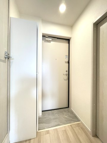 GLYCINEの玄関