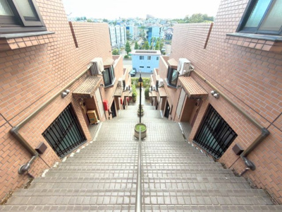 【内装】 | グランデージ玉川学園 | ◆管理体制良好なマンションです。清潔感のあるエントランスに開放感のある住環境。