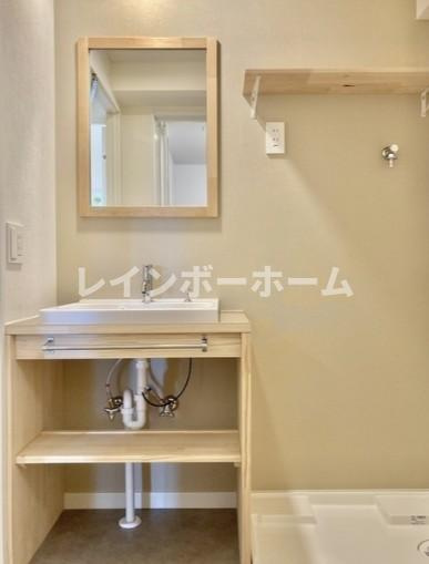 クリエール志木の独立洗面台