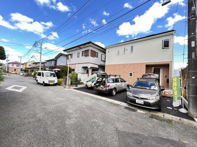 【Cradle garden】宇都宮市野沢町 第5 全1棟の前面道路含む現地写真|〇1号棟〇
スーパーやコンビニなど、毎日の生活に欠かせない利便施設を今から現地で確認されることをおススメします。
もちろん弊社営業がご案内する事も可能です！
※2026年8月撮影