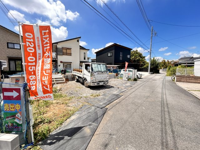 【LIGARE】宇都宮市不動前 2期 全1棟の前面道路含む現地写真|〇1号棟〇
建築中の工程を確認できるのがは今ならではのメリットです。
周辺環境を含め、今からチェックがおすすめです。
先ずはお気軽にお問合せください！
※2026年8月撮影