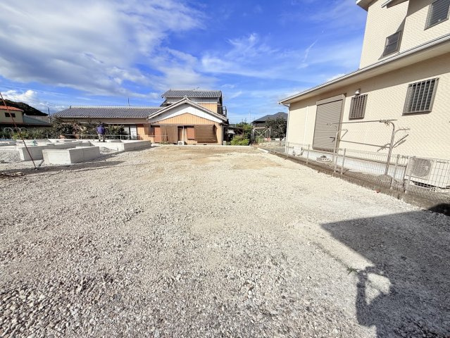 上富田町朝来分譲地_E号地の外観