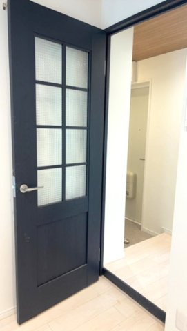 ベル芦屋の玄関|いつも気持ち良くご家族を迎えられる玄関収納付
