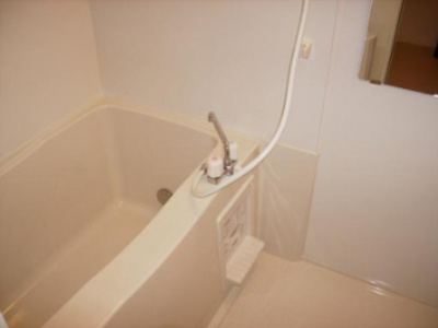 【浴室】 | High Bridge MS | 退去前につき別のお部屋の写真です