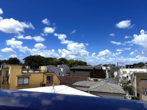 【展望】 | 【仲介手数料４６０万円が無料！】■上町駅４分■１２５平米■屋上バルコニー■制震ダンパー■ＺＥＨ水準 | 屋上ルーフバルコニーからの眺望
【諸費用万円４６０ＯＦＦ！】
決算特別キャンペーン！
■延床１２５平米
■４ＬＤＫ
■屋上ルーフバルコニー
■高級デザインハウス
■制震ダンパー
■ＺＥＨ水準