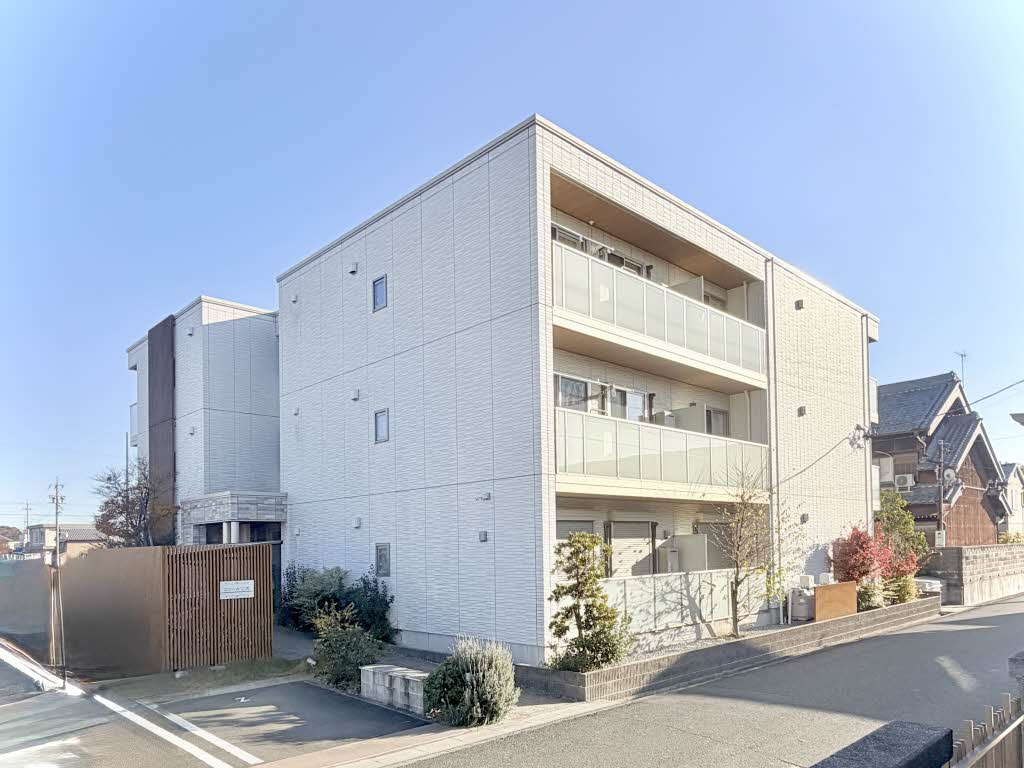 ロワール公文の外観