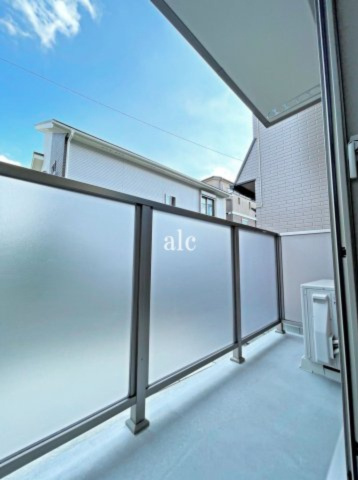 板橋区氷川町のアパートのバルコニー|同仕様