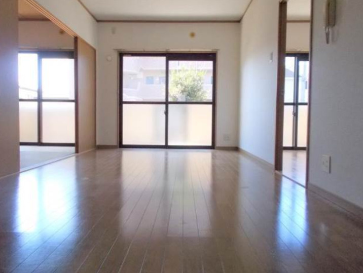熊本市北区鶴羽田４丁目の賃貸マンションの内装|内装は落ち着いています