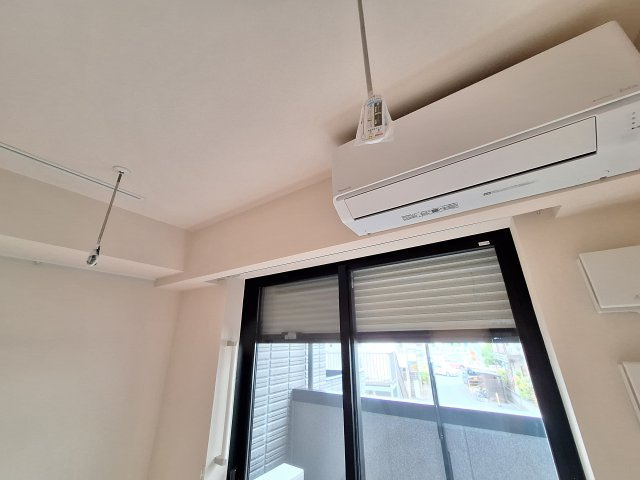 （シニア限定）紡ぎ野の設備|防犯シャッター/室内物干しフック
