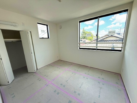 【洋室】 | 【仲介手数料４６０万円が無料！】■上町駅４分■１２５平米■屋上バルコニー■制震ダンパー■ＺＥＨ水準 | 【諸費用万円４６０ＯＦＦ！】
決算特別キャンペーン
家計応援サービスの限界に挑戦中！
■延床１２５平米
■４ＬＤＫ
■屋上ルーフバルコニー
■高級デザインハウス
■制震ダンパー
■ＺＥＨ水準
■内覧可
