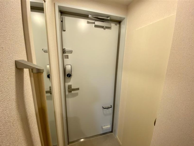 クレイノコルノの玄関