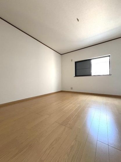 【居間・リビング】 | 肥子町２丁目戸建