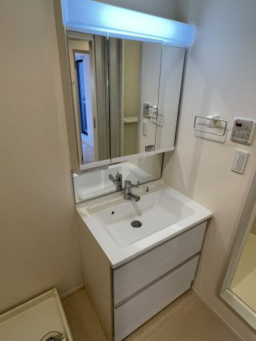 Ｒ　アールの洗面所|★独立洗面台★
