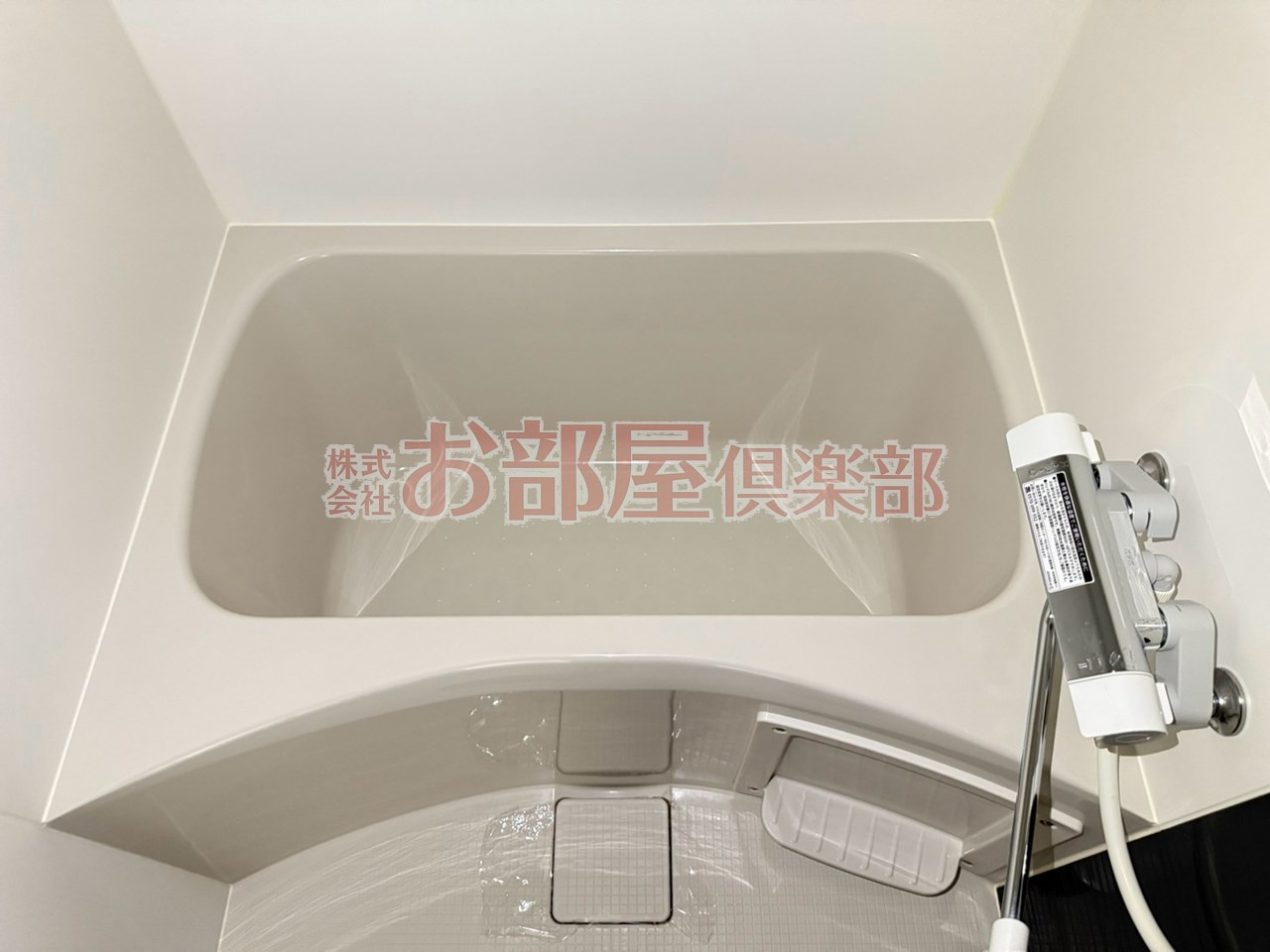 ADC津福ラシュレの浴室