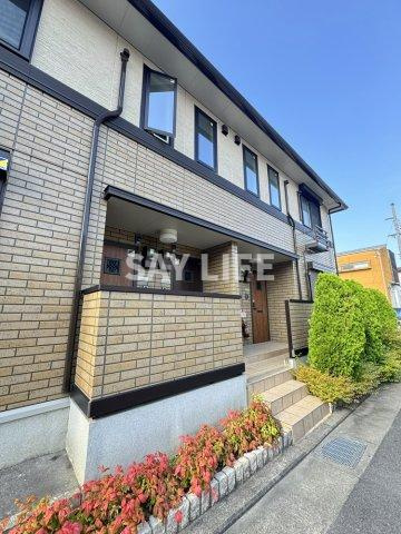 プレミール東本町のエントランス