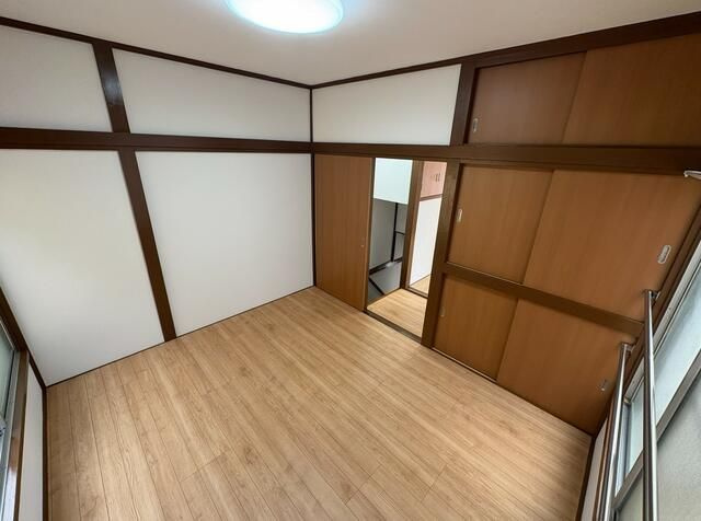 加賀貸家の寝室