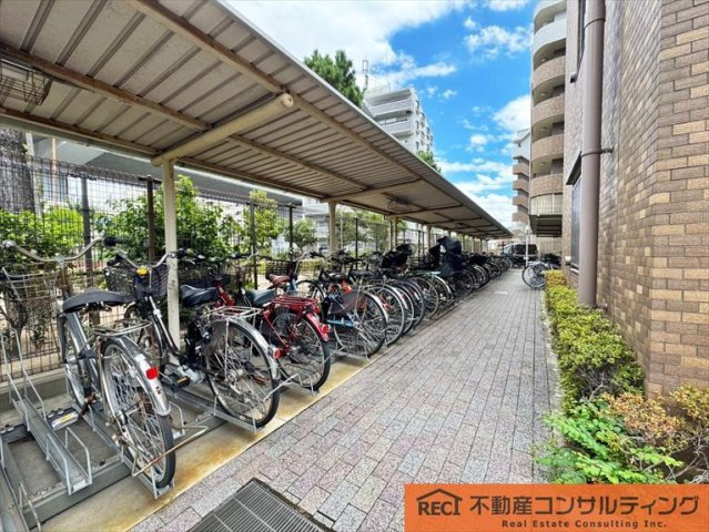 セレッソコート住吉川公園の駐車場