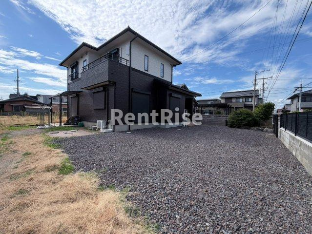 今伊勢町宮後戸建の洋室