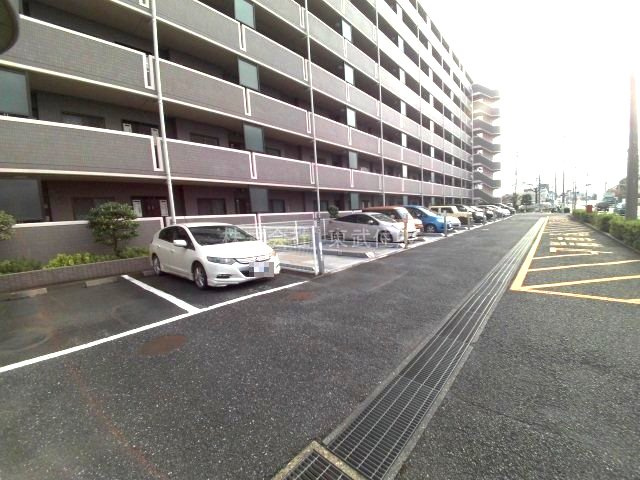 【駐車場】の画像