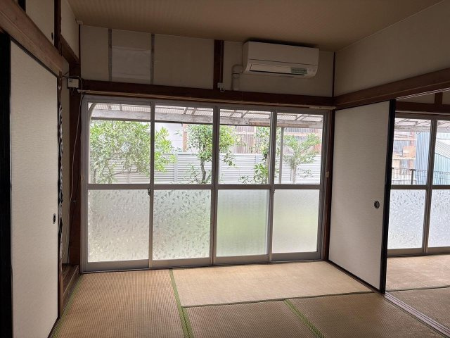 高知市石立町　借家の和室