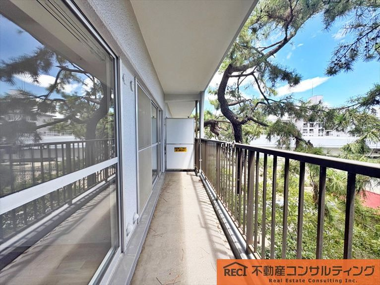住吉川パーク・マンションのバルコニー