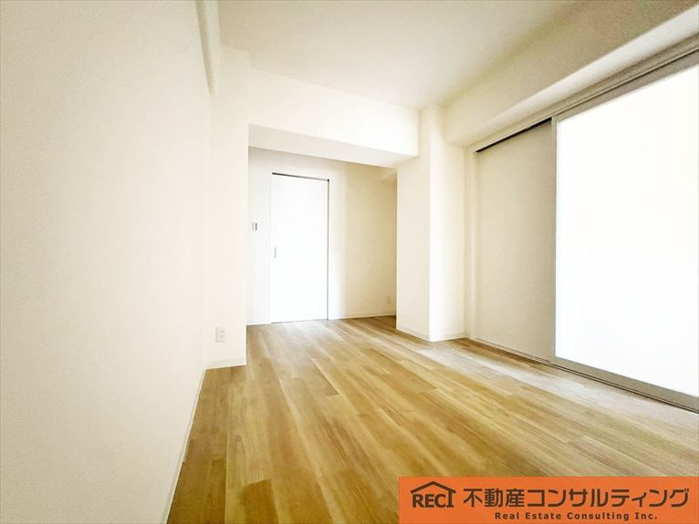 住吉川パーク・マンションの洋室
