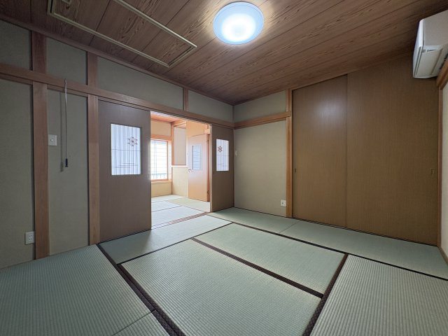 ミロメゾン市川稲越3丁目の和室
