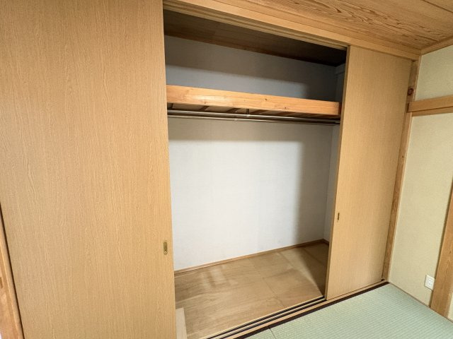 ミロメゾン市川稲越3丁目の収納