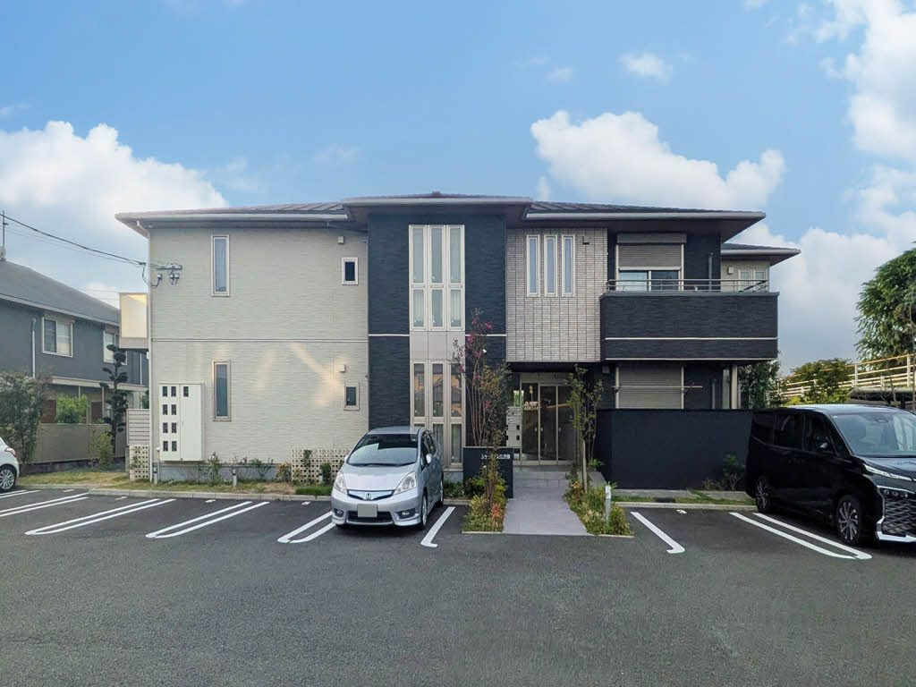 シャーメゾン江津湖　