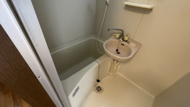 シンプルで使いやすい浴室です！