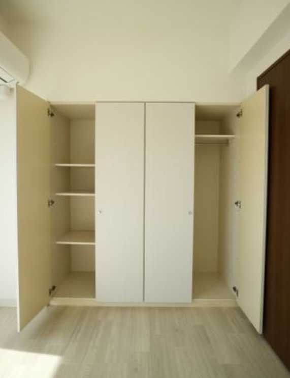レジデンス三軒茶屋スクエア　オートロック　南向き　角部屋の収納