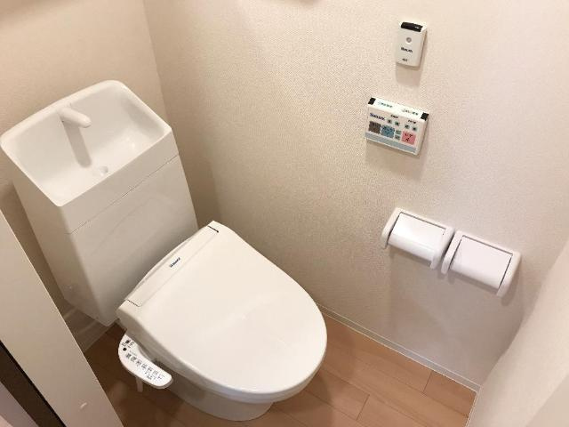 【トイレ】 | 仮)ユニヴァリィⅡ鶴田町新築アパート | トイレ（イメージ）