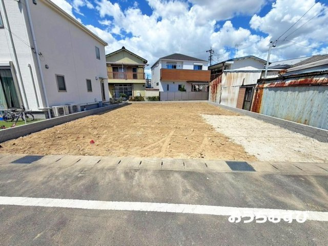 北区喜惣治2丁目(全1棟)の駐車場