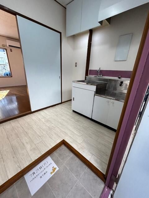 船橋市習志野台８丁目のアパートの玄関