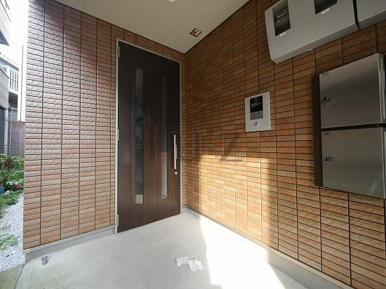 ルヴェデュソレイユのエントランス|管理されているエントランスです！