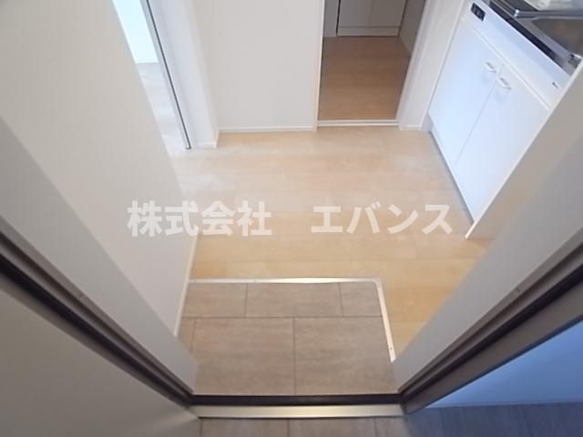 【玄関】 | Stella本千葉 | シンプルで使いやすい玄関です