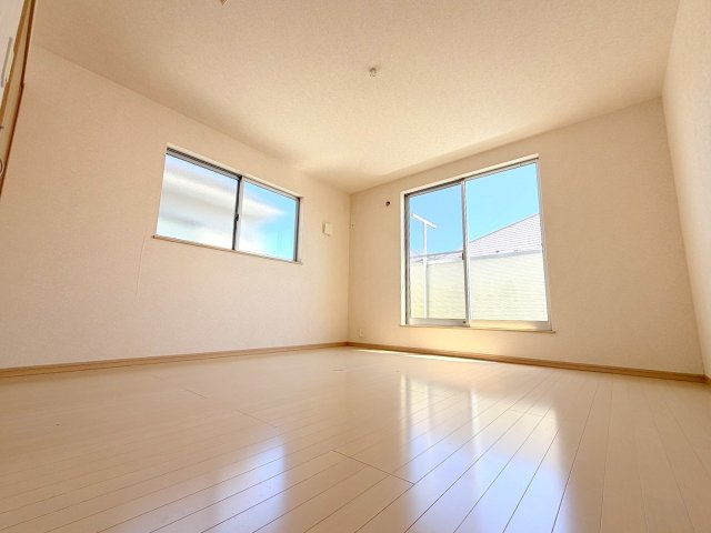 あきる野市野辺　中古住宅の洋室