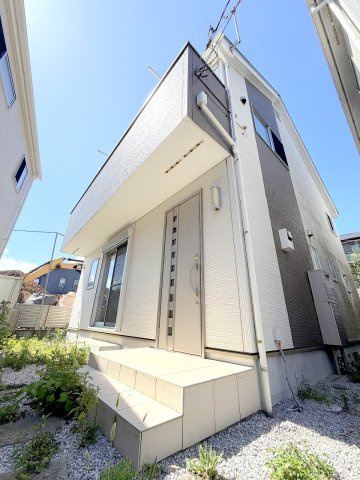 あきる野市野辺　中古住宅の外観