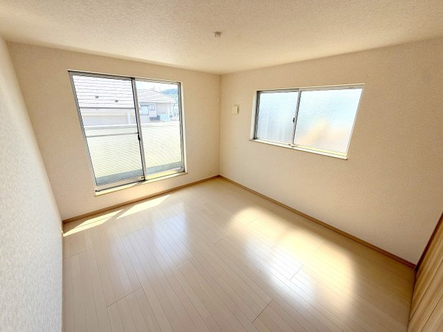 あきる野市野辺　中古住宅の洋室