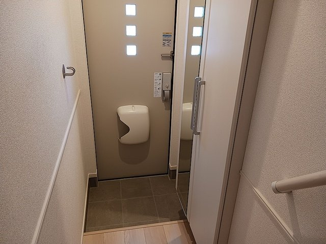 【玄関】 | ルミエール | きれいな玄関です