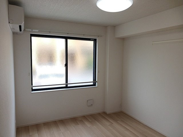 【内装】 | エレガンス　メゾン　Ⅱ | 内装は落ち着いています