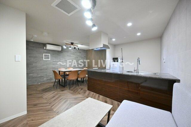 Apartment小石川後楽園の居間・リビング