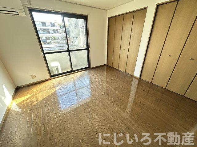 プチメゾンの居間・リビング