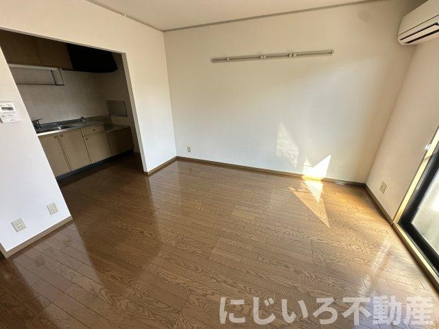 プチメゾンの居間・リビング