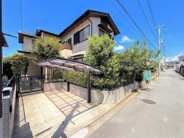 戸塚区汲沢町　中古戸建て　第3の外観|◆リフォーム済みでのお引渡しなので、即ご入居可能です。家具の配置や色など決めやすくスムーズにお引越しできます。