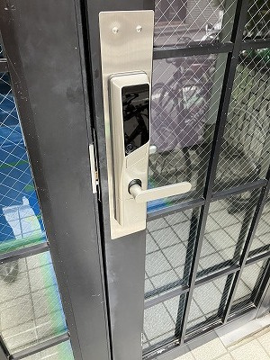 シュペリュールコートのエントランス