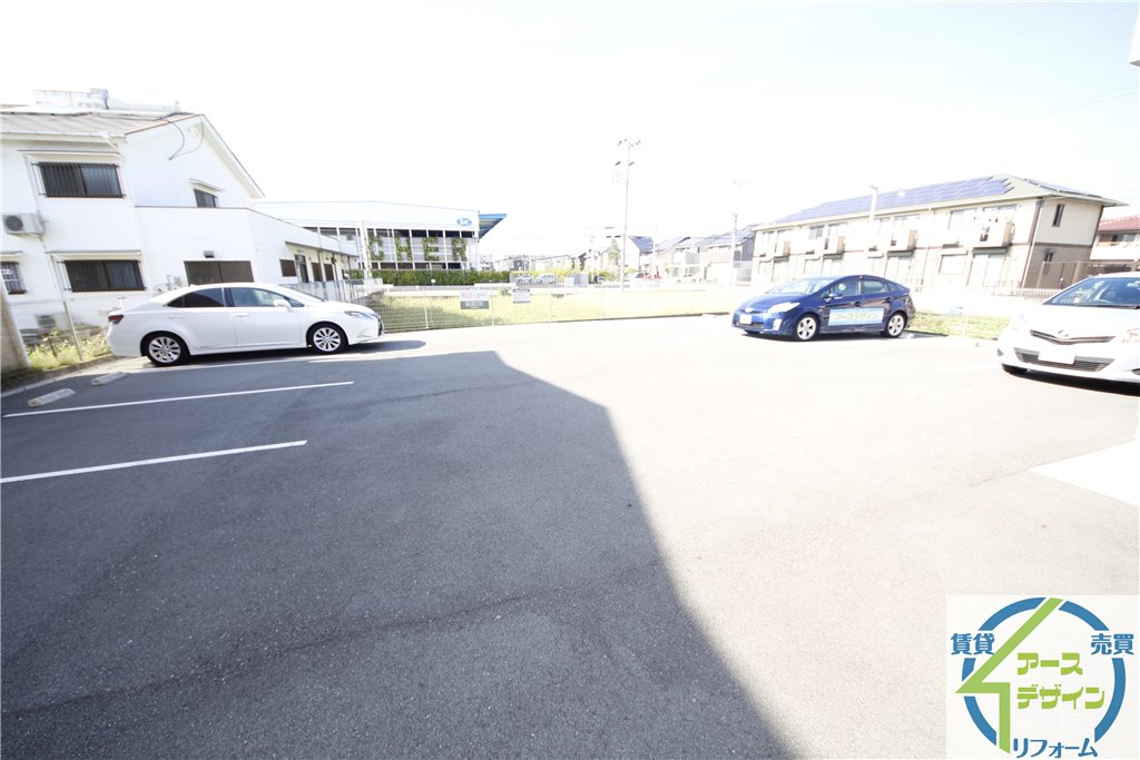 Eagle's nestの駐車場|カースペースがあります