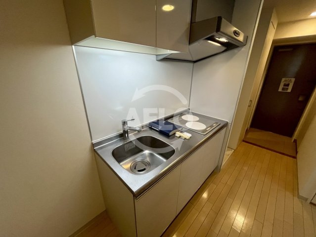 アーバンエース夕陽丘パルのキッチン|アーバンエース夕陽丘パル　8.9帖の広いお部屋です。