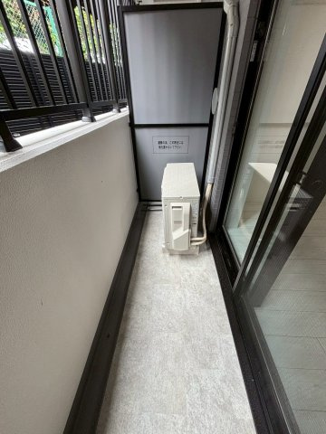 調布市上石原１丁目の賃貸マンションのバルコニー